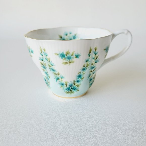 Royal Albert Shot Silk Teacup & Saucer White Blue Green Floral Swag Embossed VTG - Picture 7 of 14